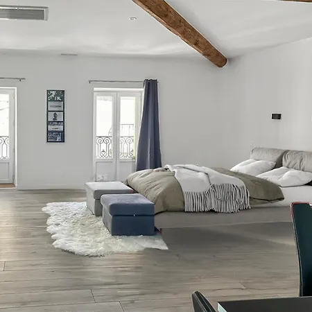 Douceur Et Detente Balneo Διαμέρισμα *